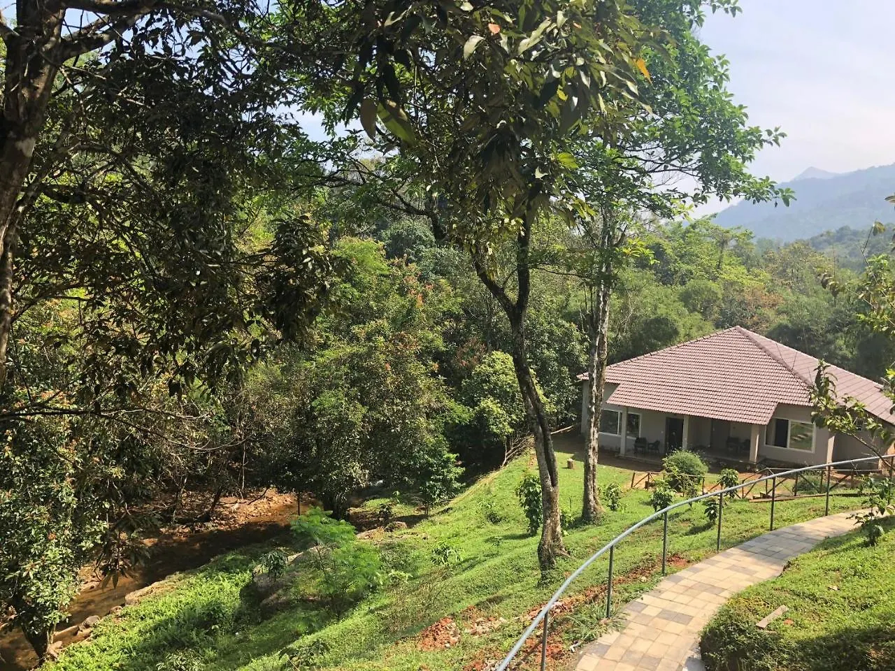 Abad Brookside Wayanad Hotel Vythiri