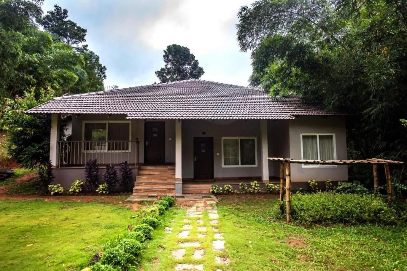 Abad Brookside Wayanad Hotel Vythiri