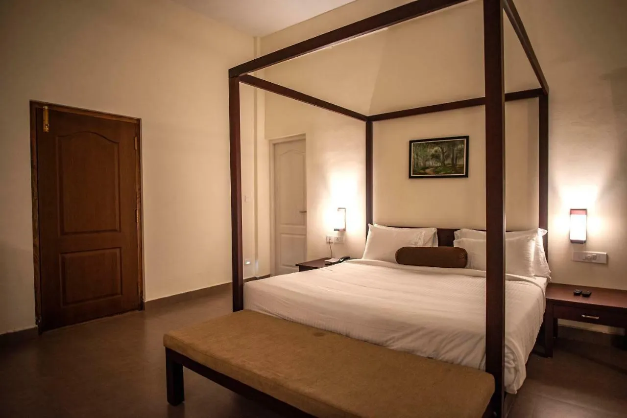 Abad Brookside Wayanad Hotel Vythiri